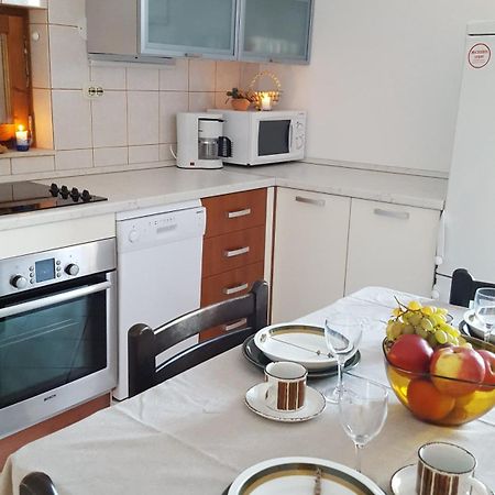 Apartment Ana Kali Bagian luar foto