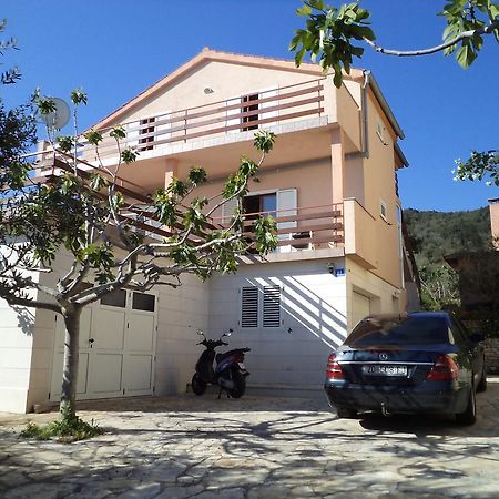Apartment Ana Kali Bagian luar foto