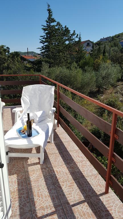 Apartment Ana Kali Bagian luar foto