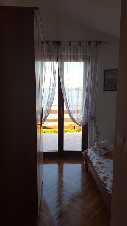 Apartment Ana Kali Bagian luar foto