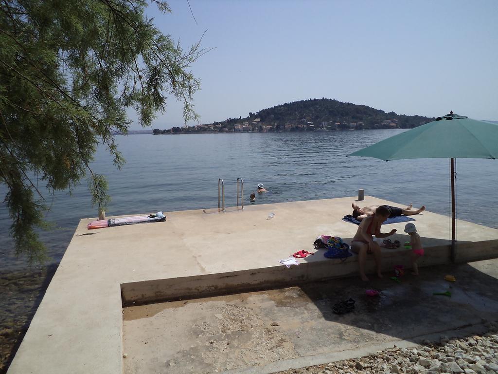 Apartment Ana Kali Bagian luar foto